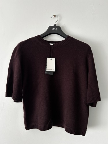 Woman with cashmere jumper - m&s,