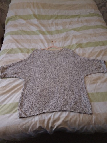 Grey pattern jumper bat - jumper,