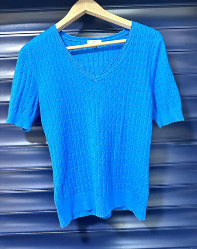 Women blue neck short - v-neck,
